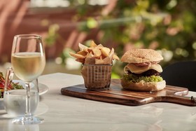 ibis Styles Heraklion Central Hotel