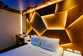 Kastro Hotel