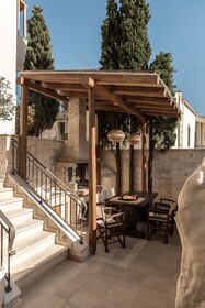Manili Boutique Suites & Villas