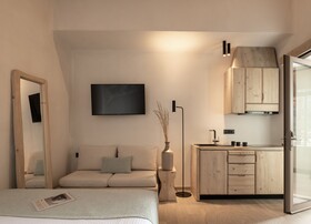 Manili Boutique Suites & Villas