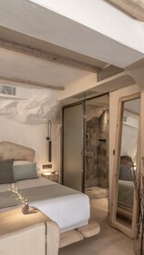 Manili Boutique Suites & Villas