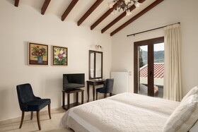 Manili Boutique Suites & Villas