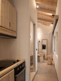 Manili Boutique Suites & Villas