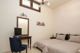 Manili Boutique Suites & Villas
