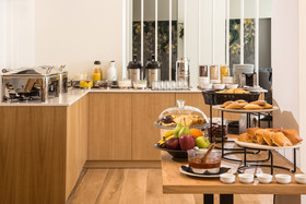 Metropole Urban Hotel