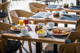 Metropole Urban Hotel