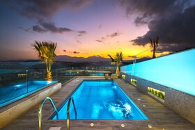 Oleas Suite Sun Private Pool