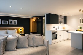 Porta Suites
