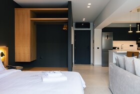 Porta Suites