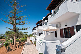 New Aurora Apts Studios