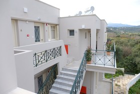 Dialinas Apartments