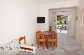 Dialinas Apartments