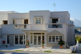 Dialinas Apartments