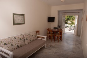 Dialinas Apartments