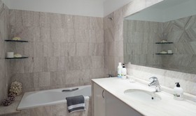 Istron Villas