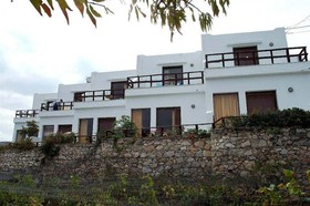 Kounenos Apartments