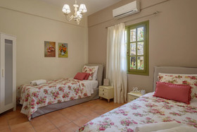 Tarsia Homes & Suites