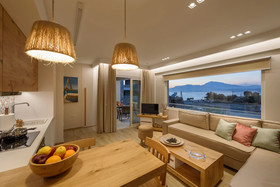 Tarsia Homes & Suites