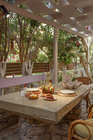 Tarsia Homes & Suites