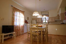 Tarsia Homes & Suites
