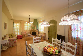 Tarsia Homes & Suites