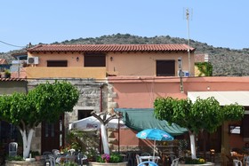 Venetian Cistern Villa
