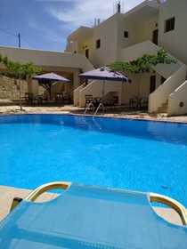 Sfinias Apartments