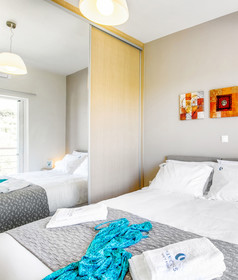 Cyan Icons Villas