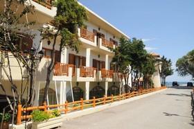 Kalyves Bay