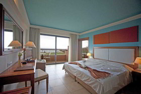 Kiani Beach Resort