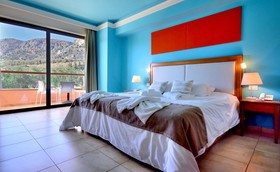 Kiani Beach Resort