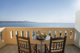 Porto Kalyves Hotel Seaside Apartments