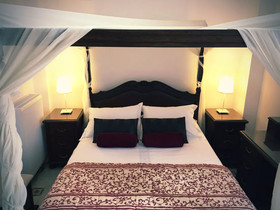 Porto Kalyves Hotel Seaside Apartments