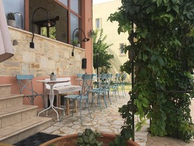 Porto Kalyves Hotel Seaside Apartments