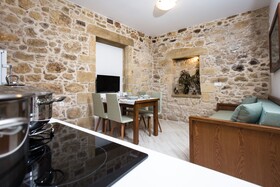 Agarathos Homes