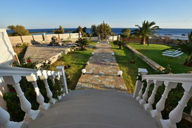 Flisvos Villa