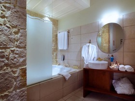 Katalagari Country Suites