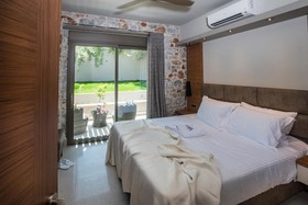 AA Luxury Villas