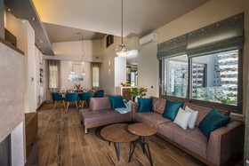 AA Luxury Villas
