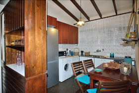 Anna's Sea House