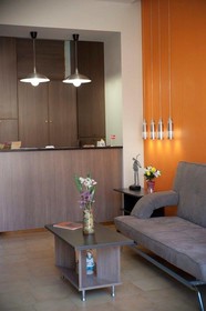 Nikolas Suites