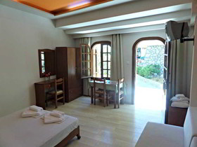 Paradise Apartments