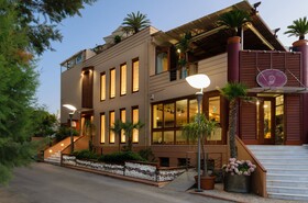 Xenios Dias Apartments