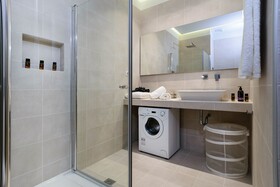Xenios Dias Apartments