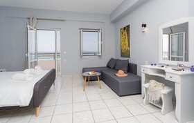 Sole Mare Seaside Apartments