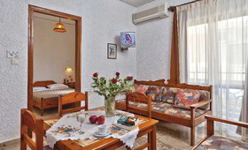 Lia Apartments
