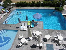 Lia Apartments