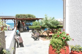 Lia Apartments