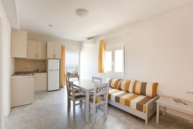 Phaedra Hotel