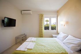 Phaedra Hotel